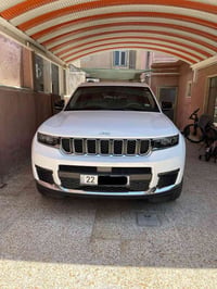جيب كراند شيروكي موديل 2021 الشكل الجديد L خليجي سبعه راكب ثلاث قطع تب...