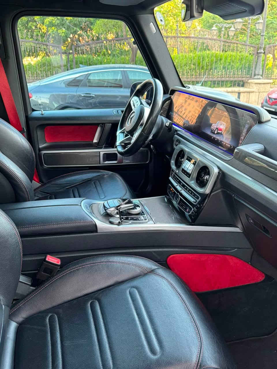 جي كلاس   G500
موديل 2019
السياره المانيه 
مكفوله كفاله عامه
بيه فقط كارت بل باب صغير
ماشيه 95
السعر 96.500
مكاني بغداد السيديه 
الاتصال:***********
