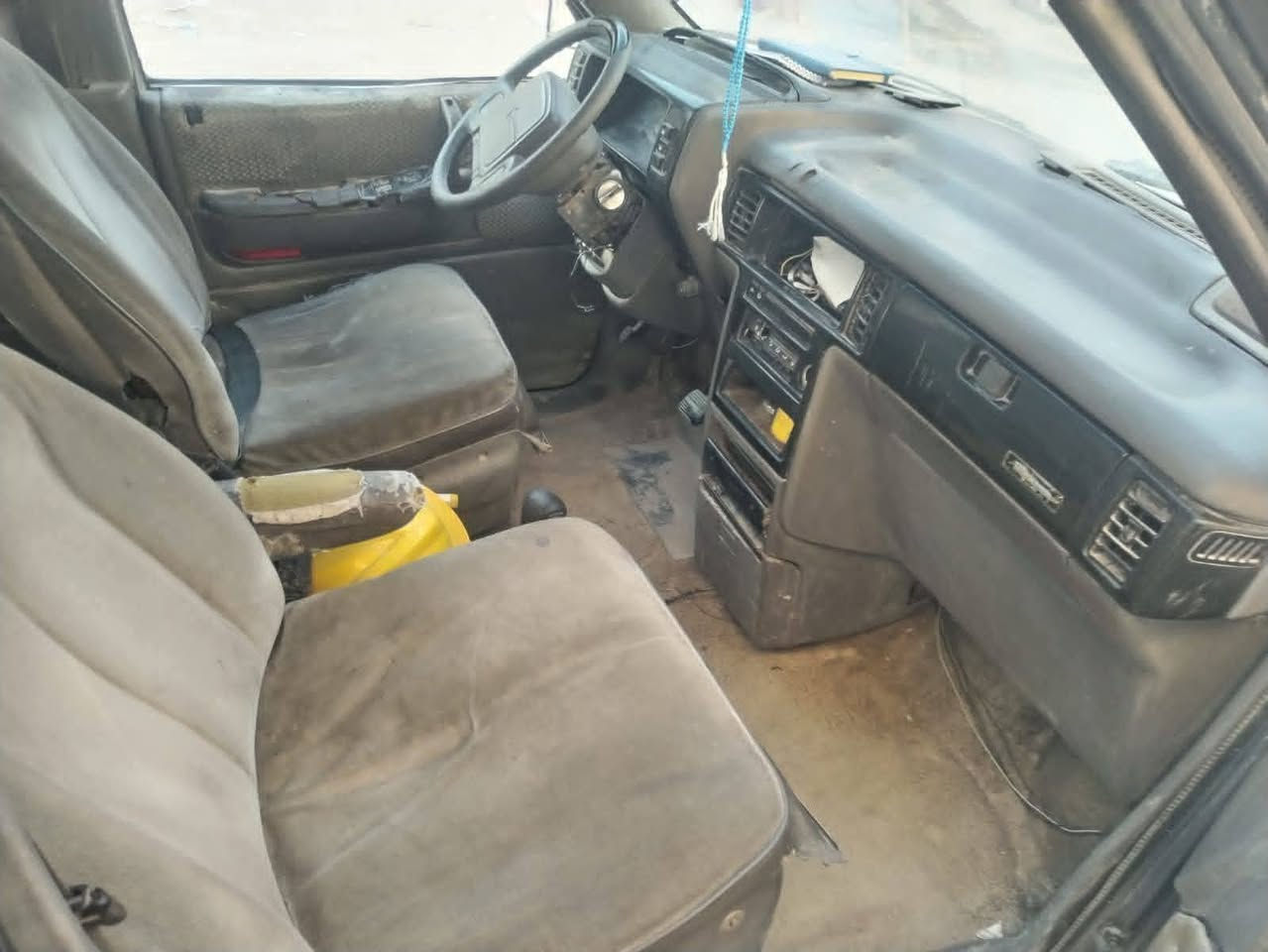 دوج كلايزر مديل 94
محوره مكينه وكير كرونه 2000
رقم نجف تحويل مباشر 
سياره مال عمل وين ماجان اطلع بيه مامحيرتني بس بانزين ودهن. 
مكان نجف حي النصر 
سعر 19 قفل
***********
