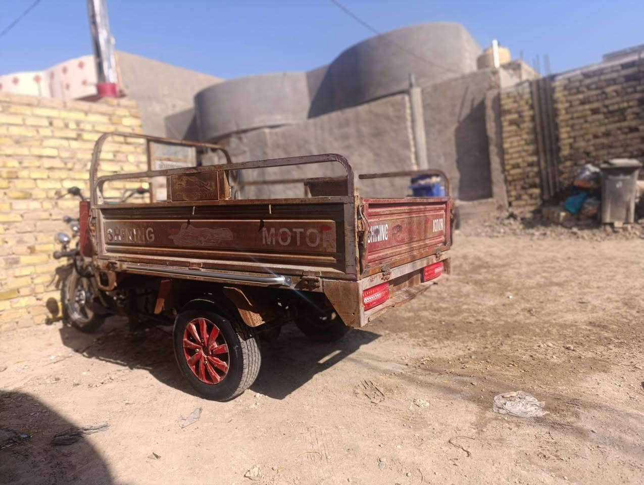 سلام عليكم ستوته للبيع موديل 13مكفول اوراق اصولي مكينه 20 ،       كلشي بيه شغال مكاني حله سياحي ،الرقم. 0787 854 0115
