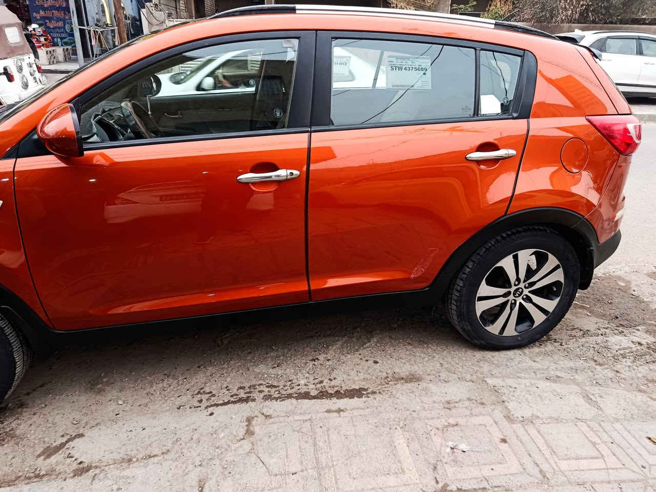 كيا سبورتج خليجي 2012
ماشية 166
بانوراما 
الباب عكس السائق مبدل بدون دواخل
***********
