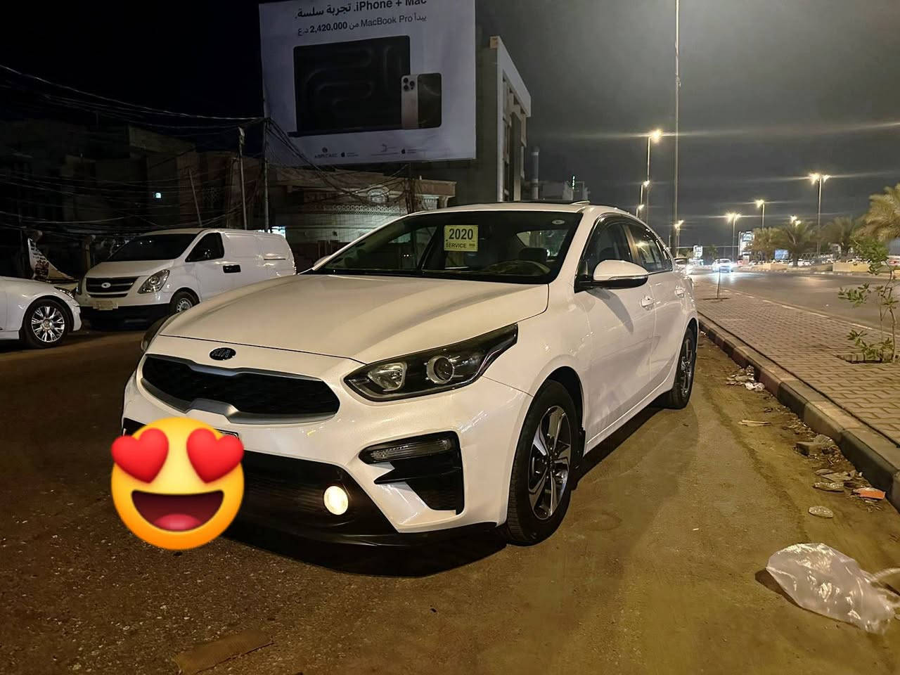 سلام عليكم سيراتو للبيع 2019 فول مواصفات فتحه تحكمات استيرن نضام ايكو وسبورت وعادي سياره مكينه 1600 رقم أربيل ألماني مري شفط ويل كب كروم جديده السياره ماشيه 125 مكفوله السياره السعر 155 وبيها مجال للشراي مكان السياره نجف الاستفسار الاتصال على الرقم *********** فقط
