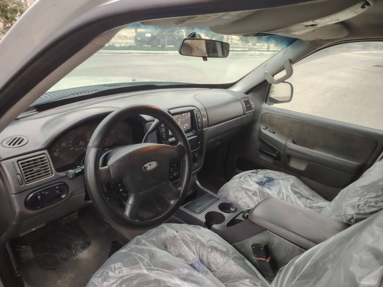 سلام عليكم سيارة نوع فورد اكسبلور موديل 2004 خليجي فول مواصفات كفالة عامه الاخير كفالة كير مكينة حدادية تخم تاير تبريد ثلج تدفئة شاير مري تحكم مري شاشة كأمر حساسات تحكم ستيرن جهتين خمسه ويل كب 6 سلندر 7 راكب 3 قطع تبريد سستم سماعات كشاف زنون مكفوله من حادث والضربة والتبديل والفتح والصبغ العنوان مركز ناصرية سعر 70 وبية مجال الهاتف ***********
