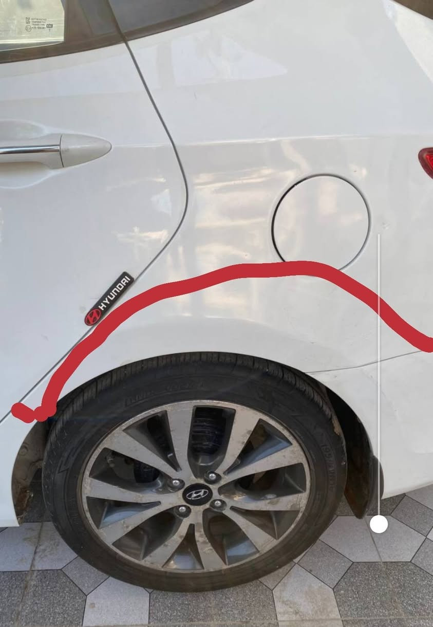 سلام عليكم 
 هونداي اكسنت 2016 خليجي شركه العامه مكفوله ضربه صبغ ماعده صبغ داير خلفي مئشر داخل صوره رقم بصره دولي سنويه لل 31 هزه ورقم جديد أبسمي ماشيه 94 حقيقي فول موصفات شاشه كامره تحكم 5 ويلكب فتحه لايت زنون مكينه 1600 مكفوله وتخم تاير وحداديه كله جديد سعر 110 الاستفسار *********** البصرة, العراق
