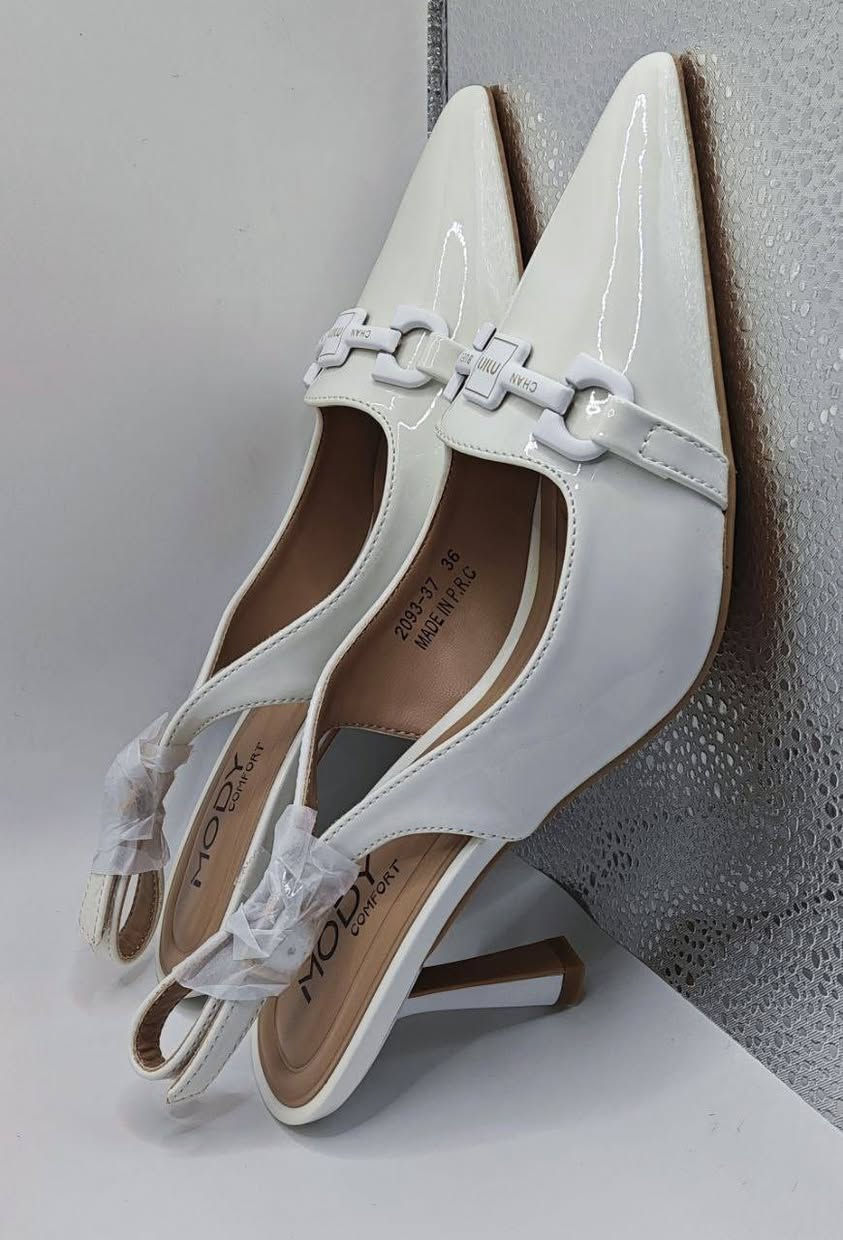 •حذاء كعب ماركة ميو ميو ( 5سم) دبان طبي كوالتي عالي صيني المنشأ
باقية ( 19 ) قطعه مختلف القياسات بي لون اسود وبيض وبيجي

•حذاء شامو كعب ( 4سم)  دبان طبي كوالتي عالي صيني المنشأ
باقية ( 12 ) قطعه مختلف القياسات لون اسود ابيض كاكي وردي

• حذاء فلات كوالتي عالي صيني المنشأ
باقي ( 8 )قطع مختلف القياسات لون اسود + ابيض

•صندل كوالتي عالي دبان طبي صيني المنشأ
باقي ( 14 ) قطعة مختلف القياسات لون اسود وكاكي وبيجي

سعر المفرد او سعر الجملة نتفق عليه بالخاص

اما اذا تاخذ البضاعه كلها فراح نسويلك خصم

للتواصل تليگرام ***********

المعرف @r410n
