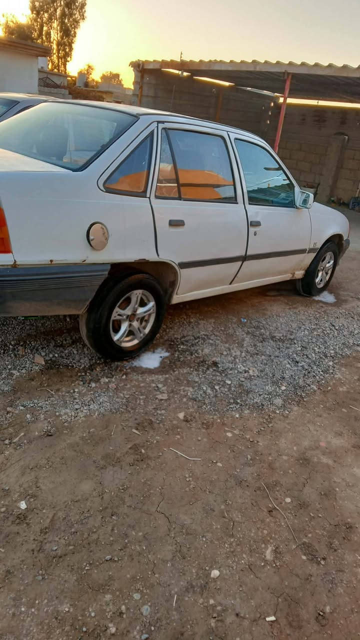 اوبل كاديت للبيع 
بسمي سنويه لل 2030رقم دولي 
كوربون ماستر محرك 16معمر رايمن قبل شهرين كلج عينه جدد شديتهم بطاين فصال فصلتهن دوشمه جديده سعر 25
***********مكانها محطه الحصن بعد سيطرت العقرب ب10دقايق

