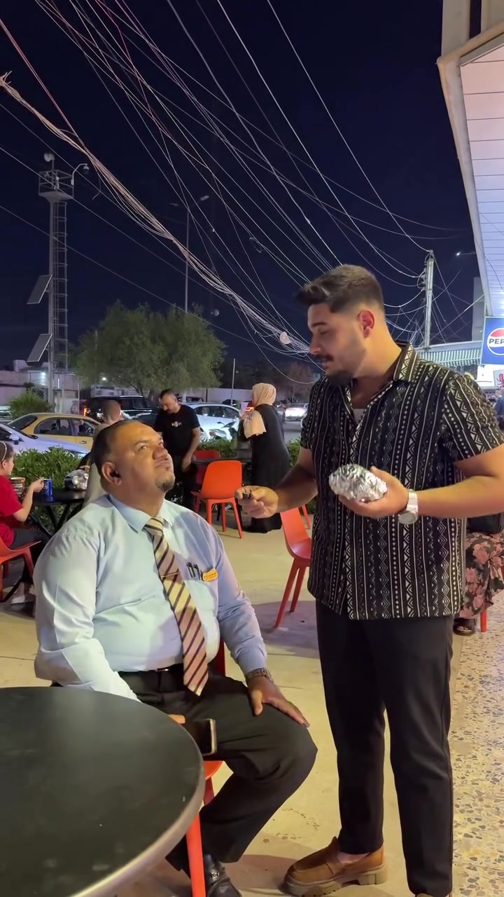⁨رأي أستاذ خطاب بالبركر كلاسك من بلاك بركر 🧡
و أنتوا شنو رأيكم؟ 🤔

‎العنوان : حي الخضراء - مجاور بلازا - مقابل جامع الرحمن 📍

***********

أوقات العمل من الـ 1 ظهراً الى الـ 1 ليلاً 🕔

‎#بركر #شاورما #بلاك_بركر #ريزو #كنتاكي زنچر ترند مطاعماكسبلور_فولو fyp⁩⁩⁩⁩⁩⁩⁩⁩⁩⁩⁩⁩⁩⁩⁩⁩⁩⁩⁩⁩⁩⁩⁩⁩⁩⁩⁩⁩⁩⁩⁩⁩⁩⁩⁩⁩⁩⁩⁩⁩⁩⁩⁩⁩⁩⁩⁩⁩⁩⁩⁩⁩⁩⁩⁩⁩⁩⁩⁩⁩⁩⁩
