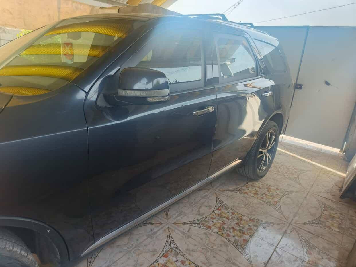 دوج دورنكو موديل 2013 سيتيدال  وارد أمريكي
حادثهه  ربع جاملغ وربع بنيد في الجهة اليمنى 
فول مواصفات كشنات رئاسي منفصل  جلد مقاعد امامية كهربائية تدفئة كير محرك كفاله تايرات اصليه باتري جديد  
لسعر 165وبي مجال قليل بسمي رقم بغداد *********** مكاني بغداد
