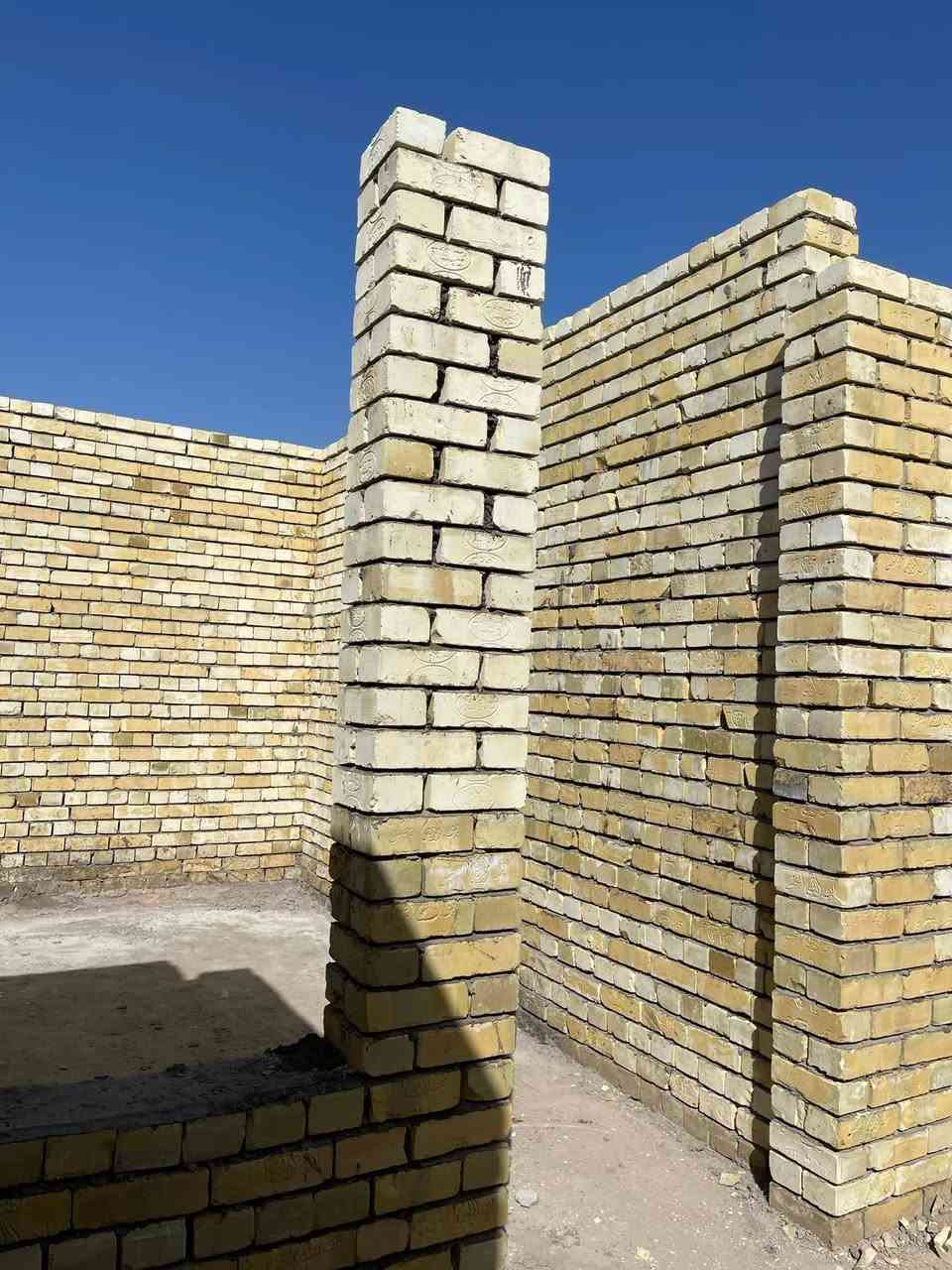 خلفه بناء متفرغ حاليا بناء درجه اولى بشرط ***********
