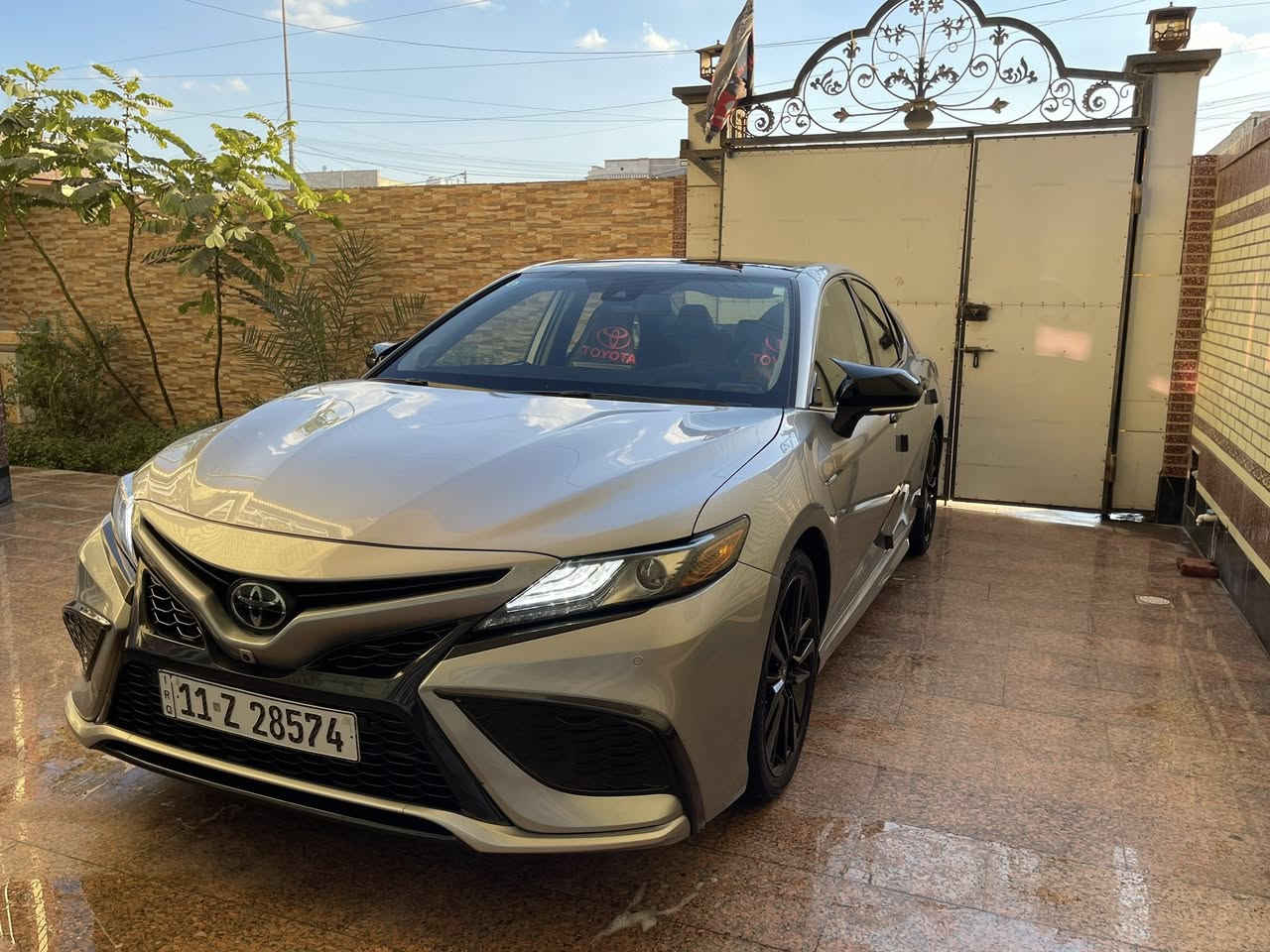 سلام عليكم  تويوتا كامري موديل 2024 (XSE) 
محرك V6)  3500)   ماشيه 19 الف 
السيارة رقم بغداد بسمي تحويل ثاني يوم 
- بصمه و دخول ذكي 
- فتحه  بانوراما سقف اسود (جام)  
-كير أوتو + عادي
- كشنات جلد
- كشنات امامي كهربائي
- (5) كامرات 360 
-شاشه اعطال
-ويل كب R19
-رادار جانبيه وامامي 
-رادار نقط العمياء
-رادار الخطوط البيضاء 
-اشاير بالمري 
-فول تحكم ستيرن
- ‏Led بك لايت و لايت 
- تبريد قطتين 
- تشغيل عن بعد
- مثبت سرعه 
. تحديد مسار 
. لد بل بل دشبول 
.داتاشو عرض بل جامه الاماميه
. توقف ذاتي مانع تصادم 
. سياقه ذاتيه 
.تدفئة و تبريد كشنات   
 بچم كبس السياره جديدة  فقط الحادث الي بالنشر.باقي السياره كفاله من الطخات والتكحيل والبارد 
####### ( مكاني ميسان)  #######
السعر 265 وبيه مجال 
 للتصال ***********
