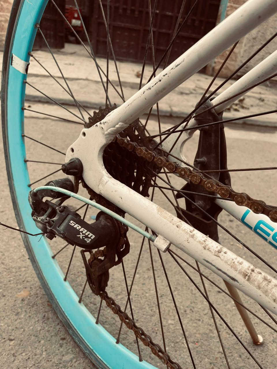 للبيع مكاني بغداد البايسكل مفول الله شاهد فقط تاير امامي يرادله واتساب ***********
