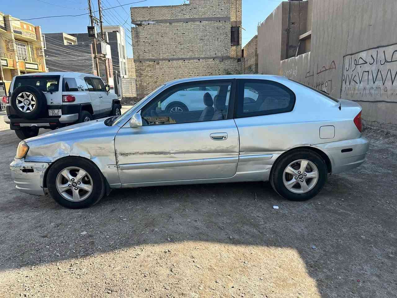 اكسنت فيرنا موديل 2005وارد امريكي تك باب
مكينة وكير بحالة جيدة
 تبريدها نقصه غاز
كهربائيات كلها شغالة
سنتر لوك 
الاضرار كما موضح في الصور 
جامة الراكب خلل في السيم ماطور وسجة موجودات
السعر 42 وبيها مجال حك التصليح 
كل قطعة اقل ال100 دولار وغراضها موجودة جميعها في الطالبية 
سبب عدم التصليح هو عدم التفرغ
مكان بغدا شارع فلسطين حي الادريسي
*********** م.احمد
السيارة باسمي والتحويل ثاني يوم
