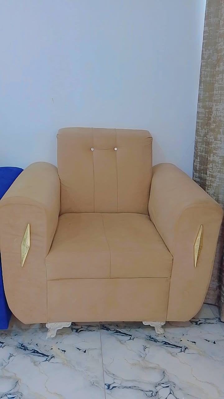 السلام عليكم عندي هذا نص تخم نظيف يتكون من 3 قطع ب 100 وبي ومجال / عنواني بغداد


**إذا كنت صاحب هذا الإعلان وتريد حذفه لأي سبب، رجاءا أرسل رسالة إلى الدعم الفني**
