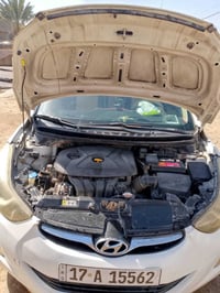 النترا • ٢٠١٣ • حرة باسمي