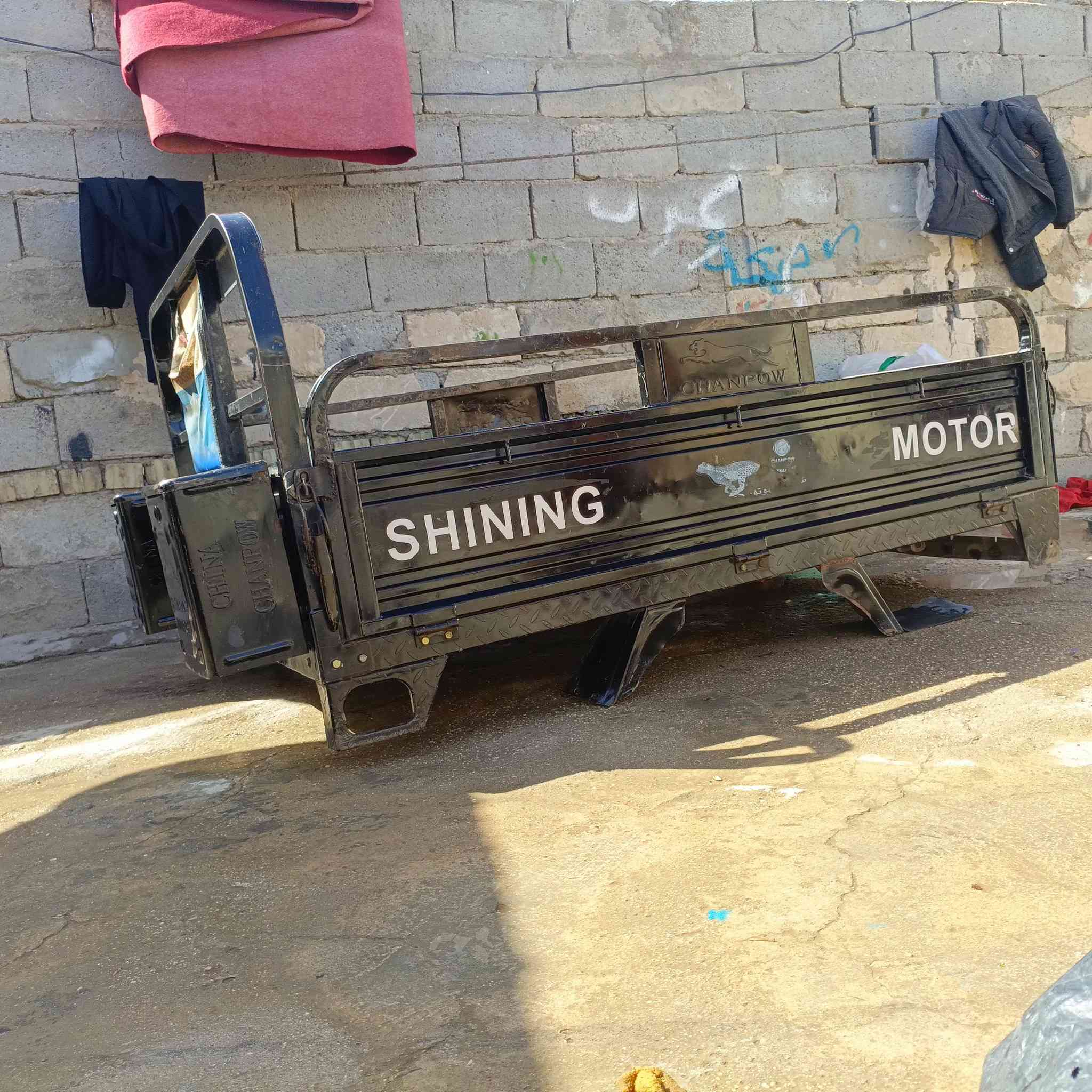 السلام عليكم ب
***********
دي للبيع العنوان كربلاء
