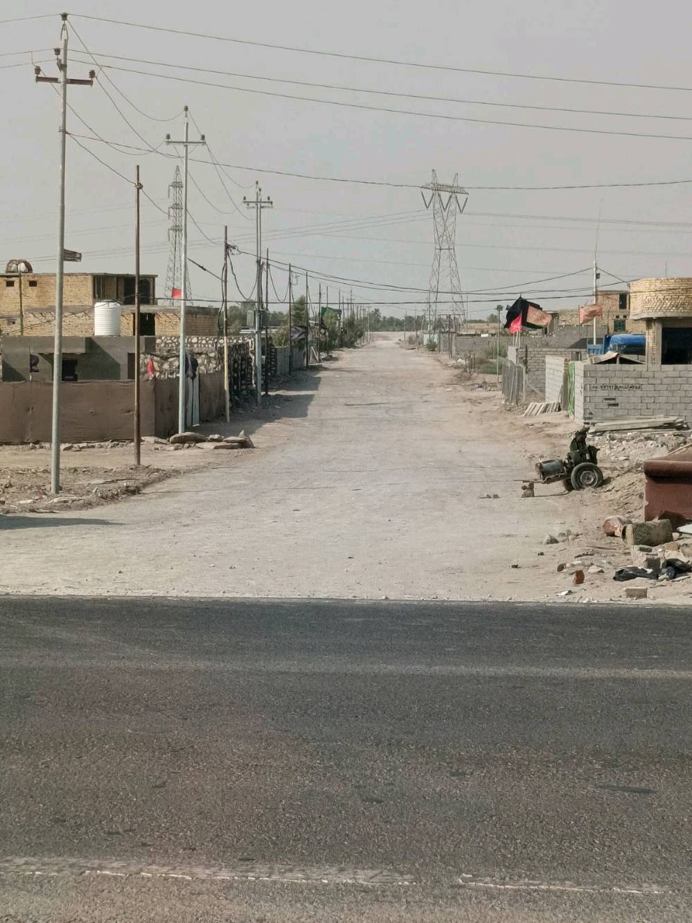 قطعة أرض للبيع في السايح – منطقة حي غزوان
المساحة: 4000 متر مربع (دونمين اله شوية)
المنطقة سكنية جديدة ومناسبة للبناء والاستثمار.

✅ متوفر ماء وكهرباء
✅ شارع تبليط قريب عليها 200 متر عنها
✅ موقع جيد داخل المنطقة

💰 السعر: 35 مليون للدونم الواحد
