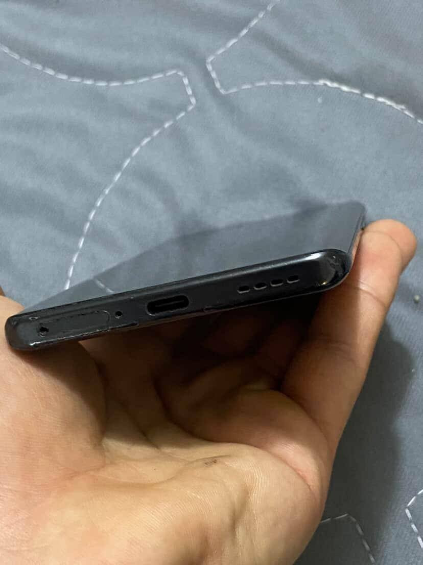 السلام عليكم ريلمي11برو 5G شاشة منحنية ذاكرة 256/رامات16جهاز نضيف225الف نهايته لاتعبك ولا اتعبني بدون ملحقات فقط جهاز مكان بغداد مدينة الصدر


**إذا كنت صاحب هذا الإعلان وتريد حذفه لأي سبب، رجاءا أرسل رسالة إلى الدعم الفني**