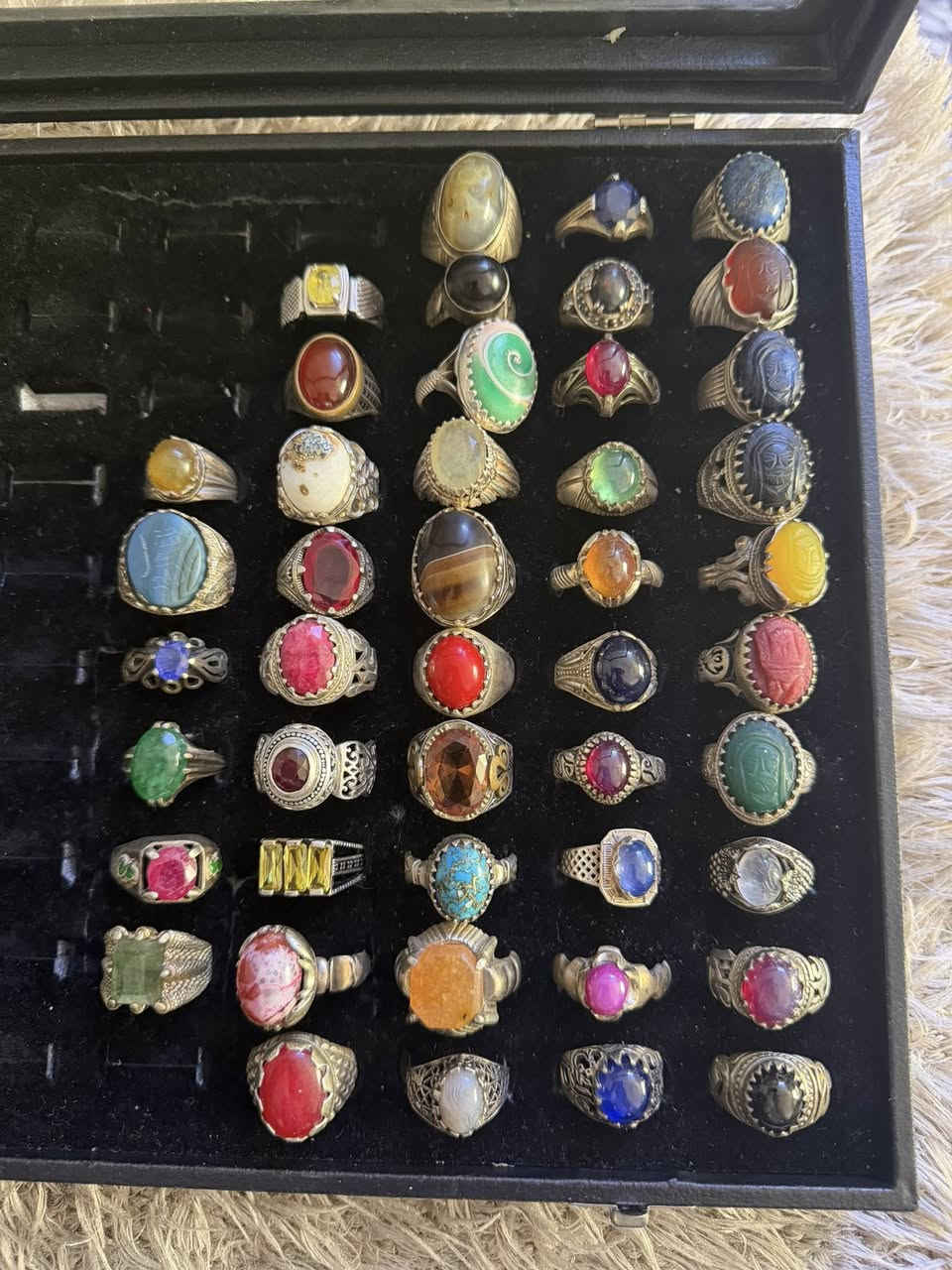 للبيع شلع  بدون مفرد للاستفسار خاص


**إذا كنت صاحب هذا الإعلان وتريد حذفه لأي سبب، رجاءا أرسل رسالة إلى الدعم الفني**