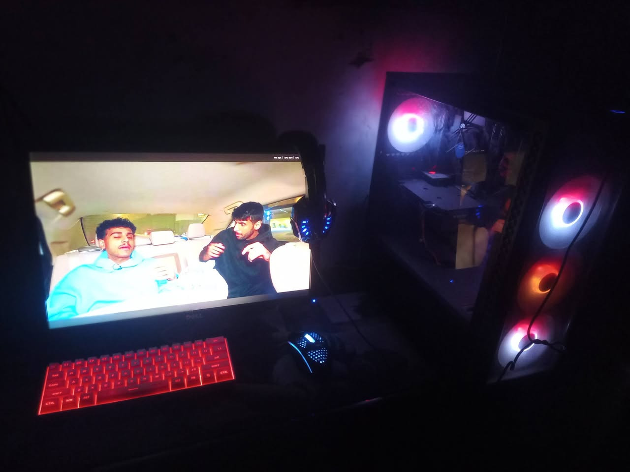 سلام عليكم pc للبيع كاملة الموصافت بل صورة وباقي تفاصيل خاص السعر 600 مكاني بغداد ماوس ارجبي كيبورد ميكانيكي سماعة ارجبي ستان سماعة يوبي اس كرسي كيمنك بادة


**إذا كنت صاحب هذا الإعلان وتريد حذفه لأي سبب، رجاءا أرسل رسالة إلى الدعم الفني**