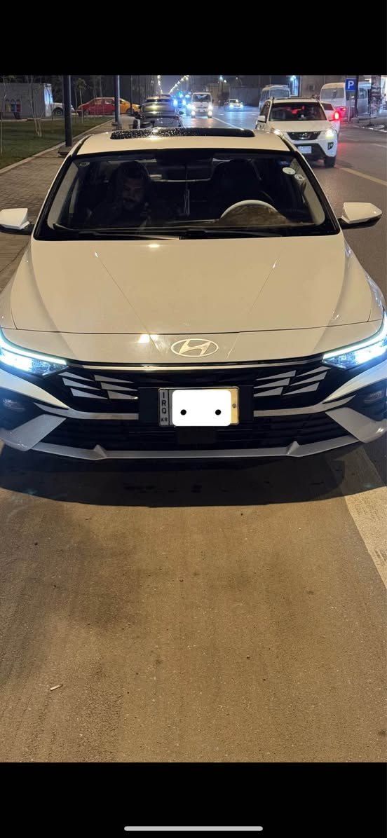 الانتره 2024 تجميع صيني 
سياره جديده كفاله عامه 
بيها فقط طخه بسيطه كلش 
1500 دبل نوزل _ حساسات _ شاشه _زنون _تايرات جدد
رقم اربيل 
المكان البصره جنينه شارع التجاري 
145 وبيها مجال
*********** البصرة, العراق
