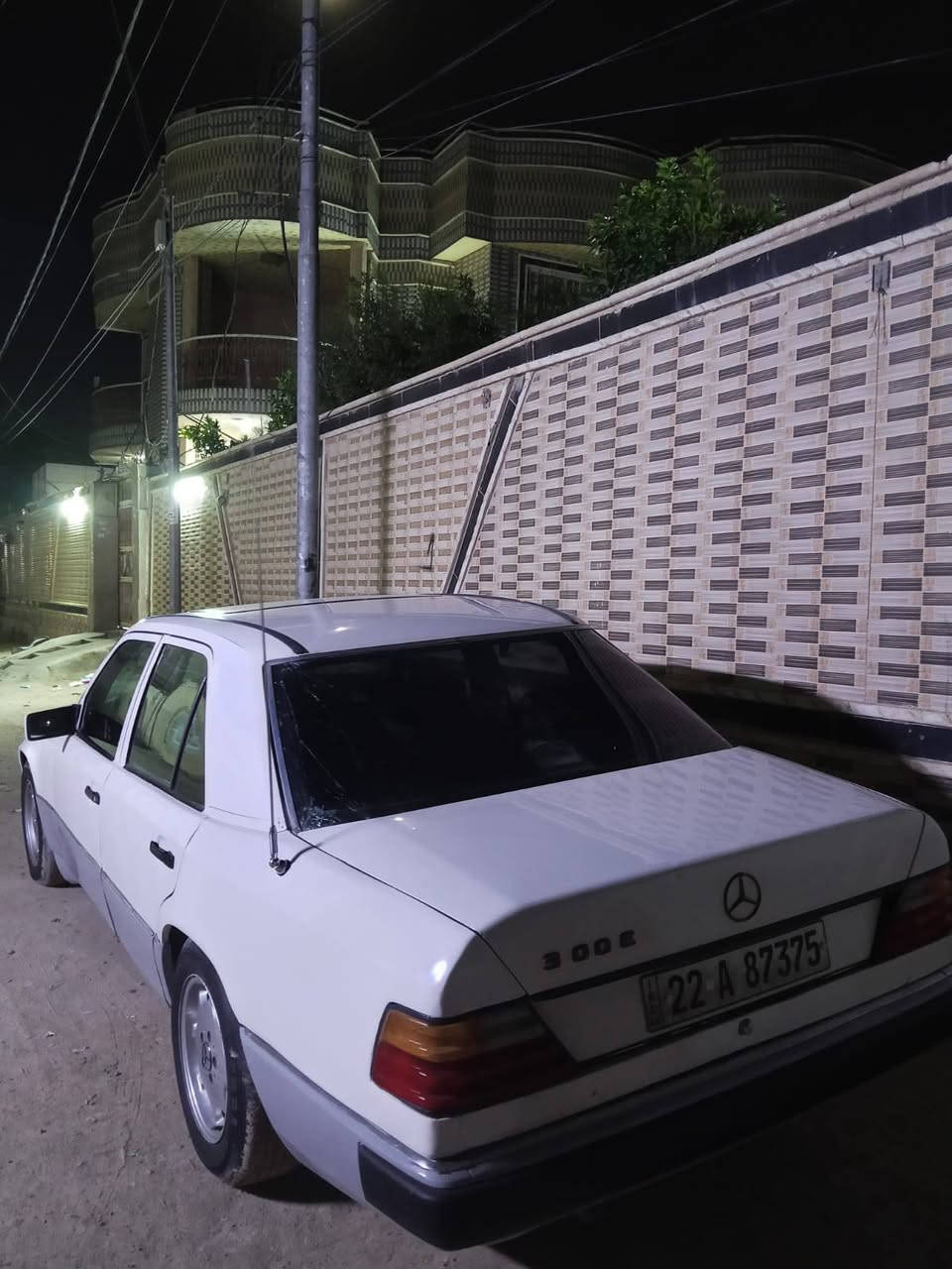 مارسدس دب م 1985 للبيع او مراوس
مكينه او كير   جدد محور  بطه 2500 

حداديه جديده 

تخم تاير 

كهربائياته كله شغاله  

غرفته نضيفه 

تبريده بيه ليك فقط 

رقم اربيل انكليزي سنويته للا 2028 اتريد وكاله اتريد امداور 

مكاني نجف 

للإستفسار  ***********
