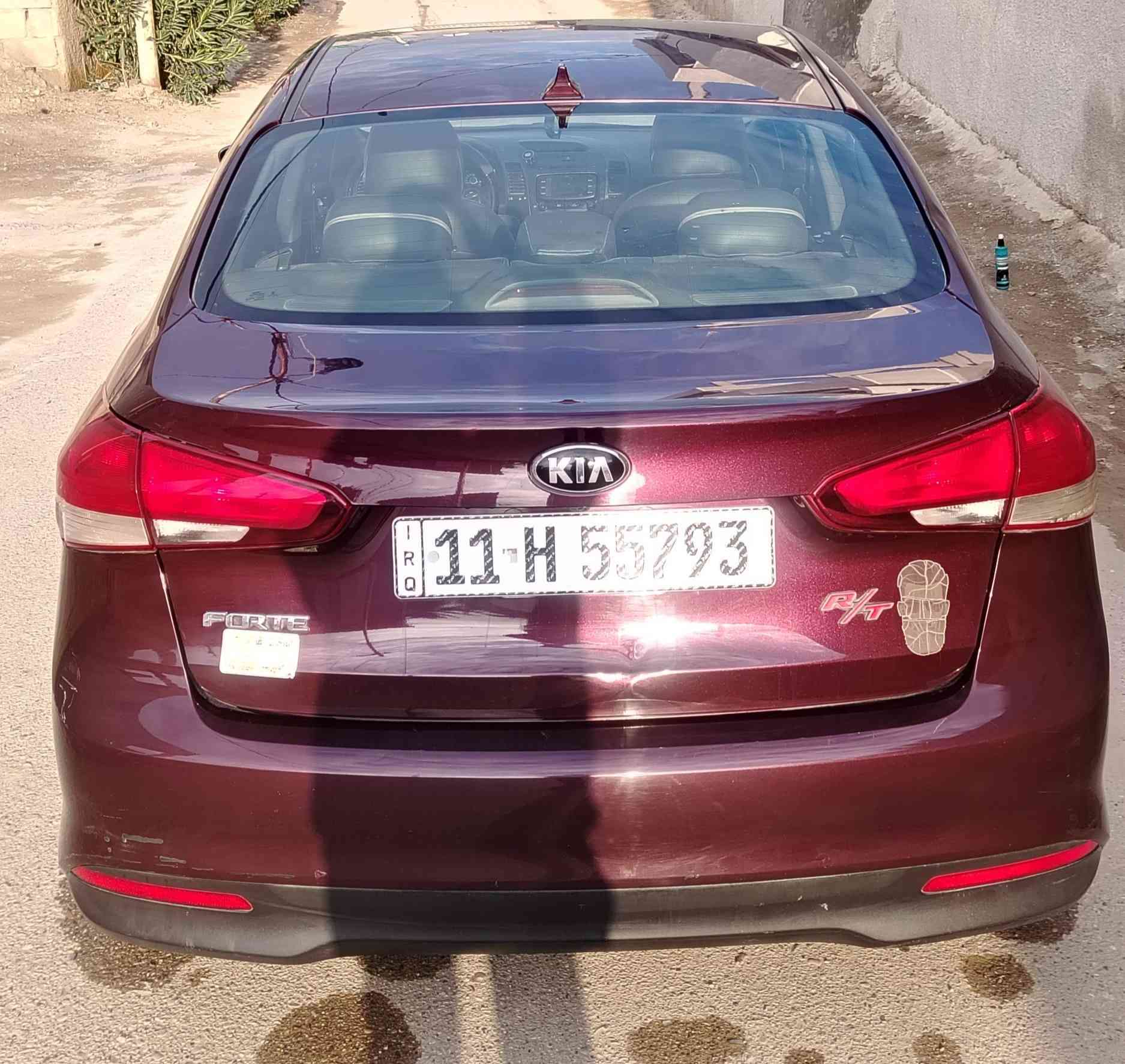 السلام عليكم
سيارة فورتي موديل 2017 
السعر ١١٨
الموقع ديالئ جديده الشط 
اتصال ع هذا الرقم ***********
