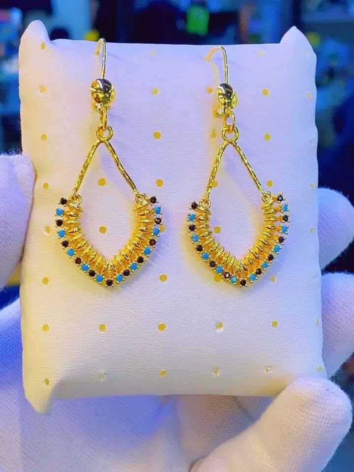 السلام عليكم كل عام وانتم بالف خير وصحة وسلامة
احلى موديلات الذهب اقصاد موجود للاستفسار على الخاص وشكرا


**إذا كنت صاحب هذا الإعلان وتريد حذفه لأي سبب، رجاءا أرسل رسالة إلى الدعم الفني**