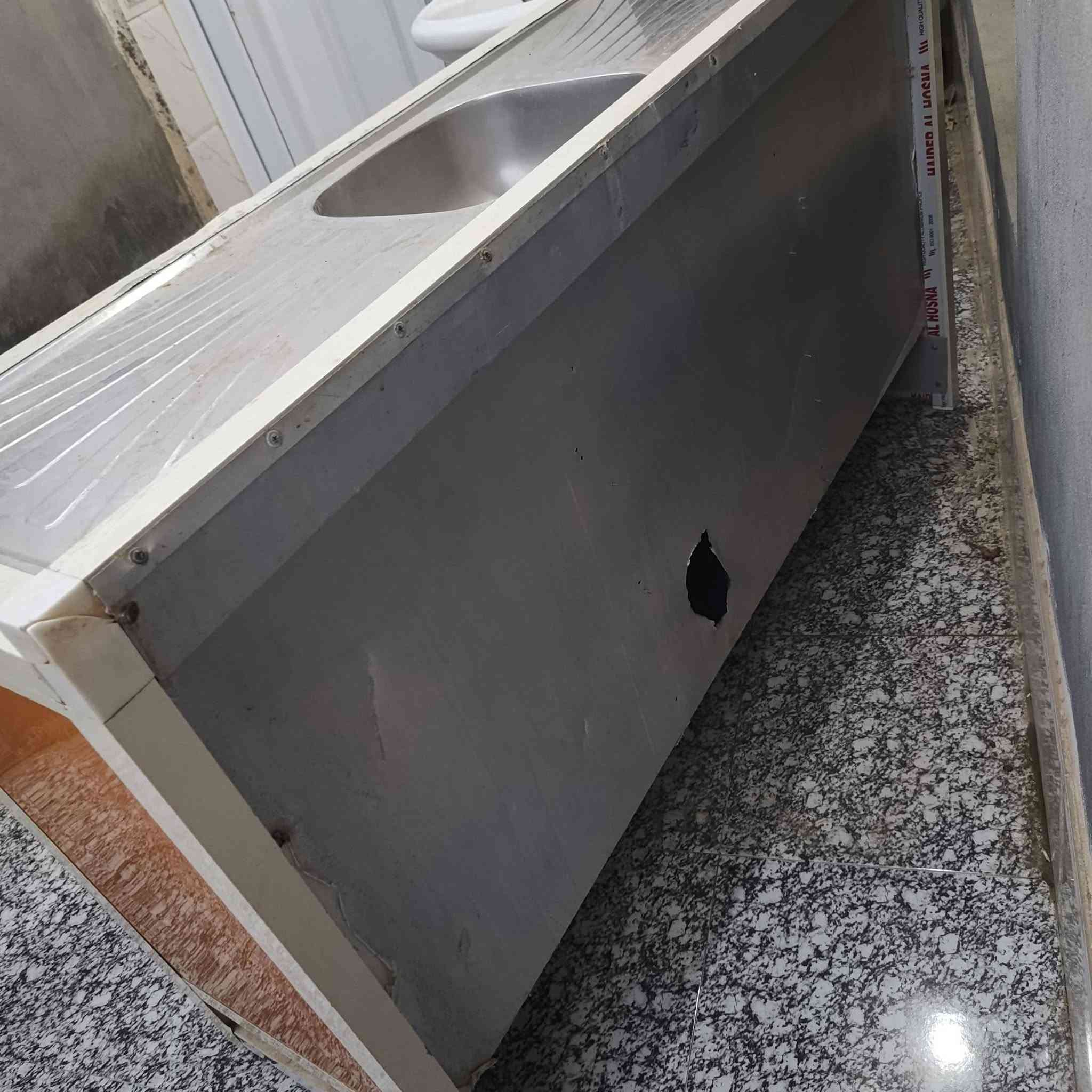 سنك جديد للبيع واسط العزيزيه الخماس
واتساب او اتصال ***********
