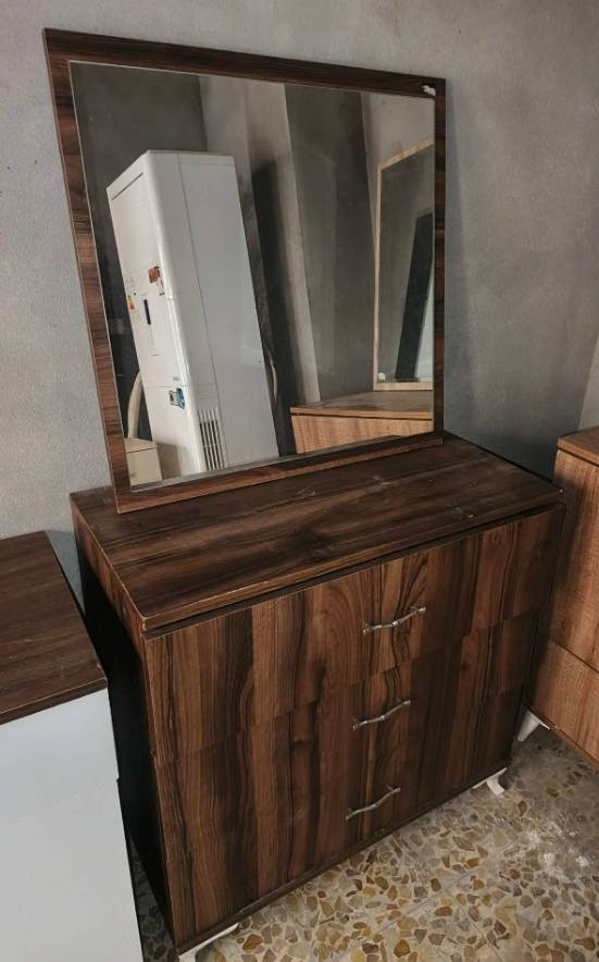 للبيع ميز تواليت تركي فووول نظافه السعر 60 وبيهم مجال يوجد توصيل


**إذا كنت صاحب هذا الإعلان وتريد حذفه لأي سبب، رجاءا أرسل رسالة إلى الدعم الفني**