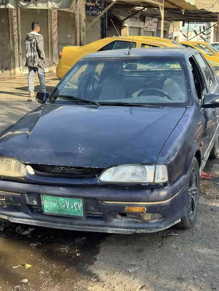 رينو موديل ٩٢ مكان السياره الموصل   السعر ١٤ ***********
