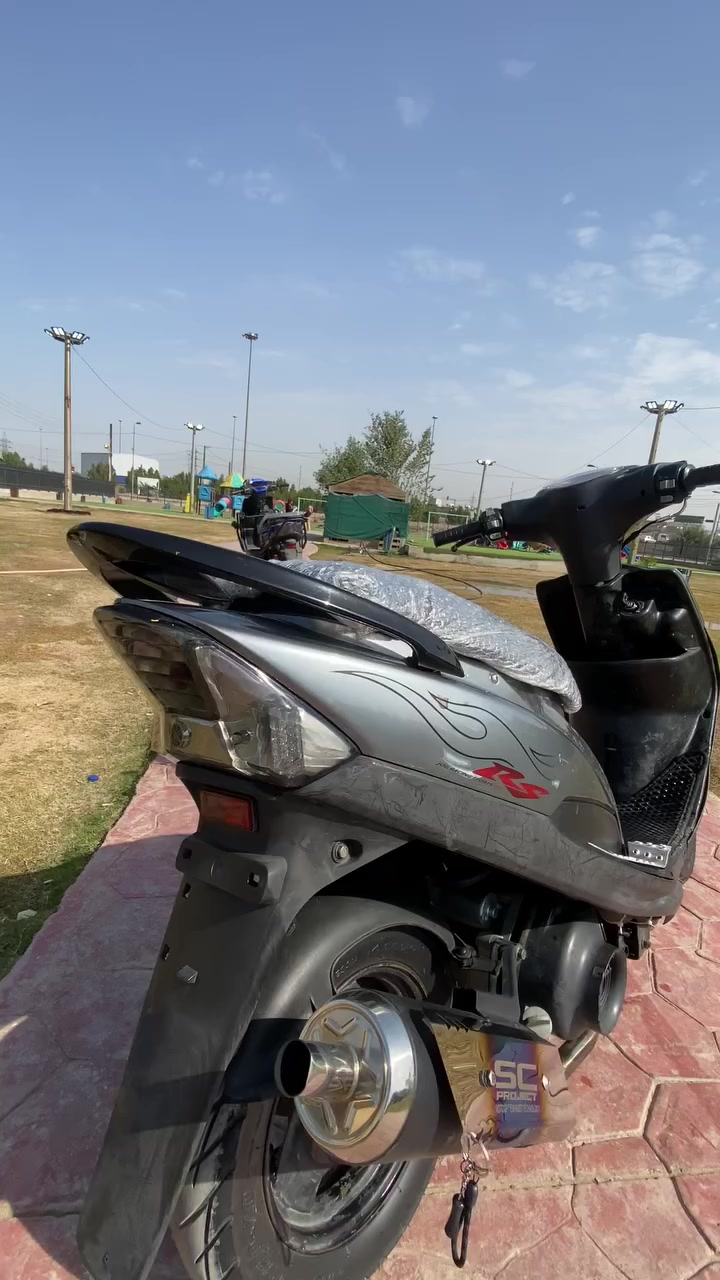 سلام عليكم ماكس عدله للبيع مكينه ٤٩ بلاد ممفتوحه دراجة خير وبركه نقصه فقط سلف تشيل سلف وتكعد لا اكثر ولا اقل كامله مكمله دراجة مكانه بغداد اي استفسار ***********#
