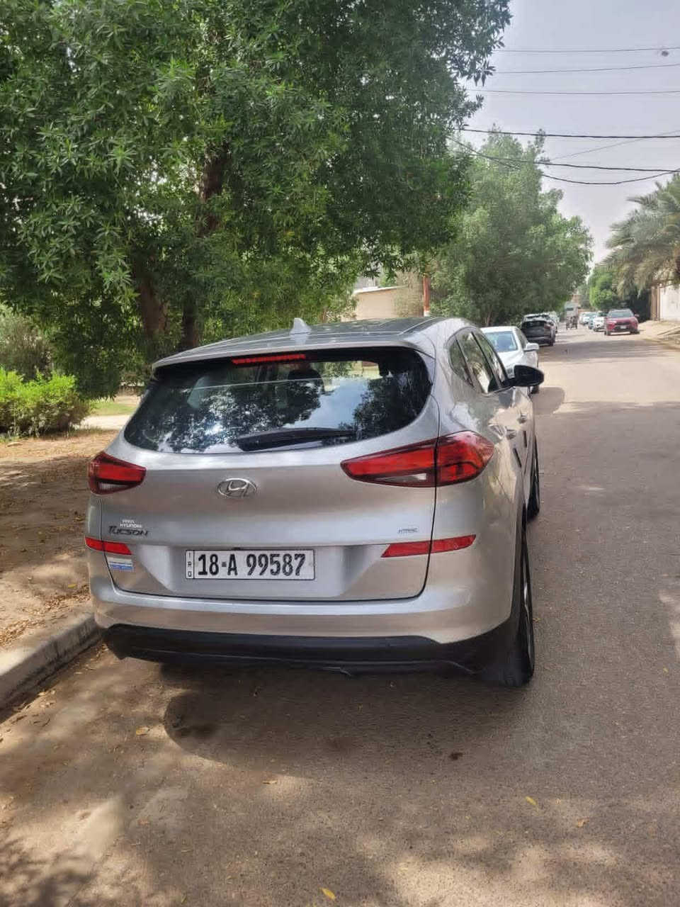 السلام عليكم توسان 2020
وارد امريكي كندي كلين بدون صبغ تراي مال جديده 
سيارة حلوه ونضيفه وماشيه 100 الف كيلو
مواصفات نص تحكم ستيرن شاشه
كامره توقف ذاتي تحديد مسار اوتو هولد 
وهواي بعد سياره تصعد بيهه ترايهه مال جديده 
بأسمي شخصيآ السعر 176 وبيهه مجال بسيط
*********** كربلاء, العراق
