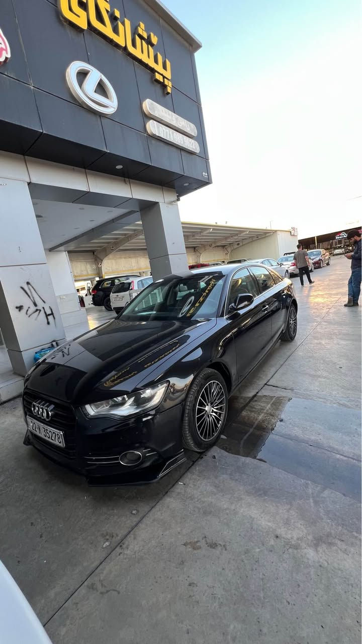 اودي A6
محرك 2000 تيربو (سرعه300)
قطعه وحده فول نضافه رقم الواتساب ***********
سعر 112 
السياره باسمي شرط التحويل *********** السليمانية, العراق
