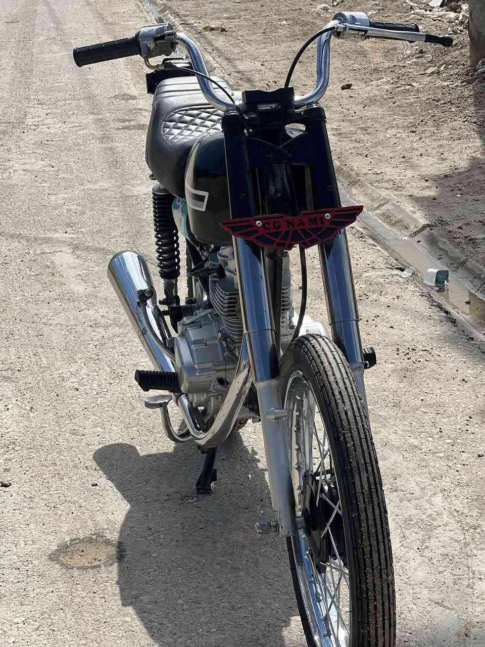 سلام عليكم     سعره 550قفل ربع ميطيح من 550.  بيع سريع متوازي عله فلوس
شاصيه17ارشه اوراق سكنر 
وتعميره25نضافه فول 

مكاني دوانيه حي الجامعه 
 خاص مفتوح مو شراي لاتعبني 

***********
