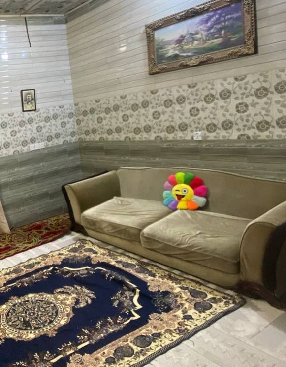 السلام عليكم
للبيع قيم وخذ
سنك
وقطعه تخم لس هاي
مكاني بلد باب سور 
للاستفسار الاتصال على الرقم
***********
