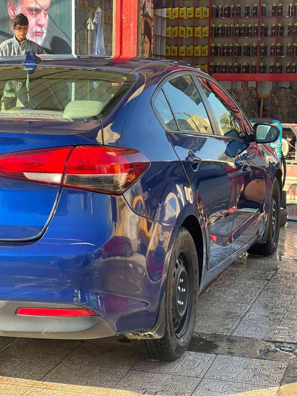 سلام عليكم فورتي لبيع مديل 2017حادثه بنيد او باب بدون دواخل ***********
