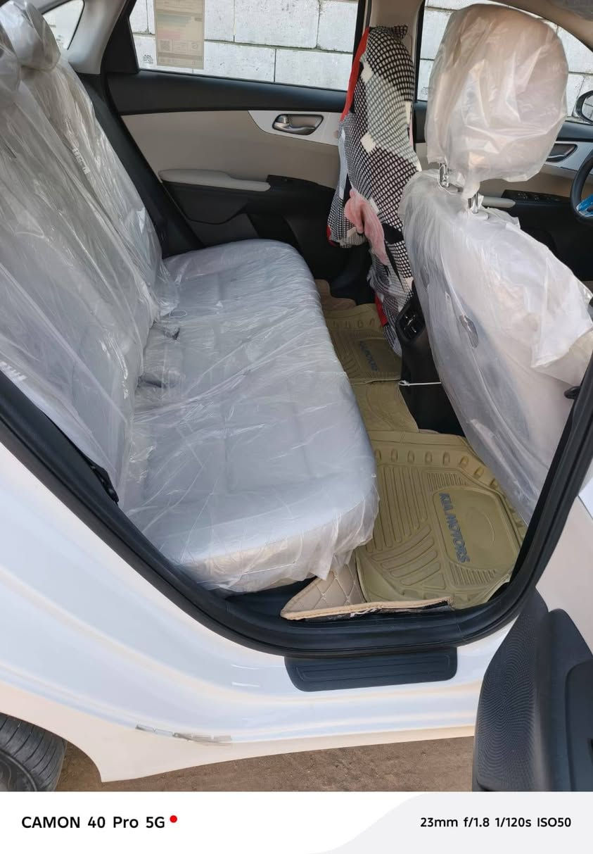 السلام عليكم ورحمة الله وبركاته رمضان كريم سيراتو ٠24 محرك 2000 رقم بغداد ماشية 60 كفالة عامه شرط     مكلف بالنشر *********** اتصل دلل مكاني سماوه
