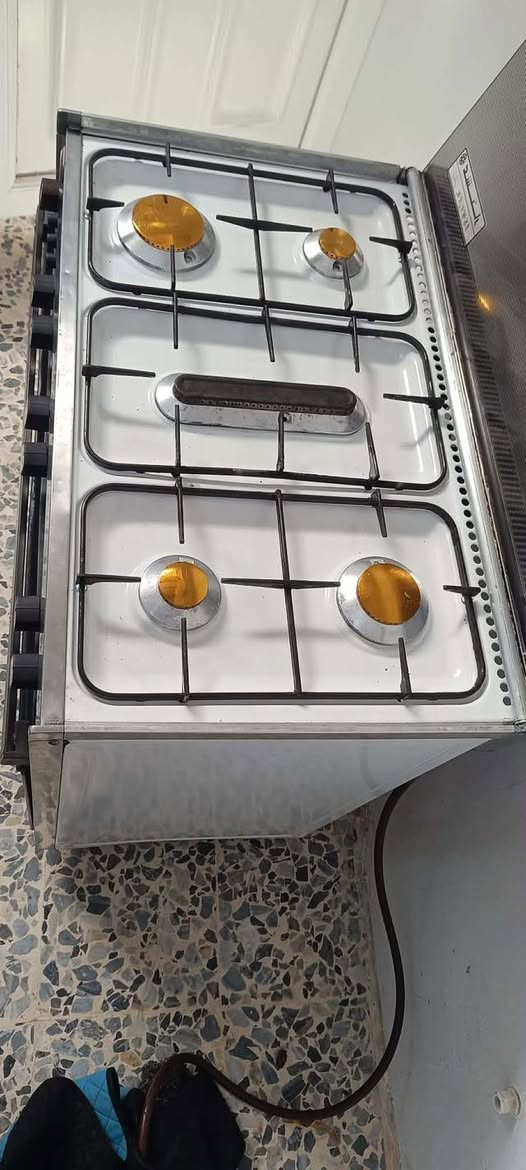 عرض مميز – طباخ عشتار عراقي 5عيون 
حجم عملي مناسب 80*50
 5 شعلات قوية 
 فرن شغال خط واحد
  لون ابيض مقاوم
💰 السعر: 170 قابل للنقاش
📍 العنوان: موصل – وادي حجر


**إذا كنت صاحب هذا الإعلان وتريد حذفه لأي سبب، رجاءا أرسل رسالة إلى الدعم الفني**