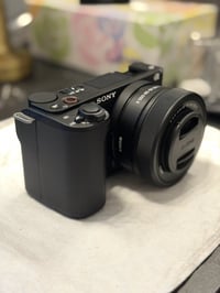 لمحبين صناعة المحتوى 🔥 كامرة سوني | SONY ZV-E10 II بعدها بالكارتونة فت...