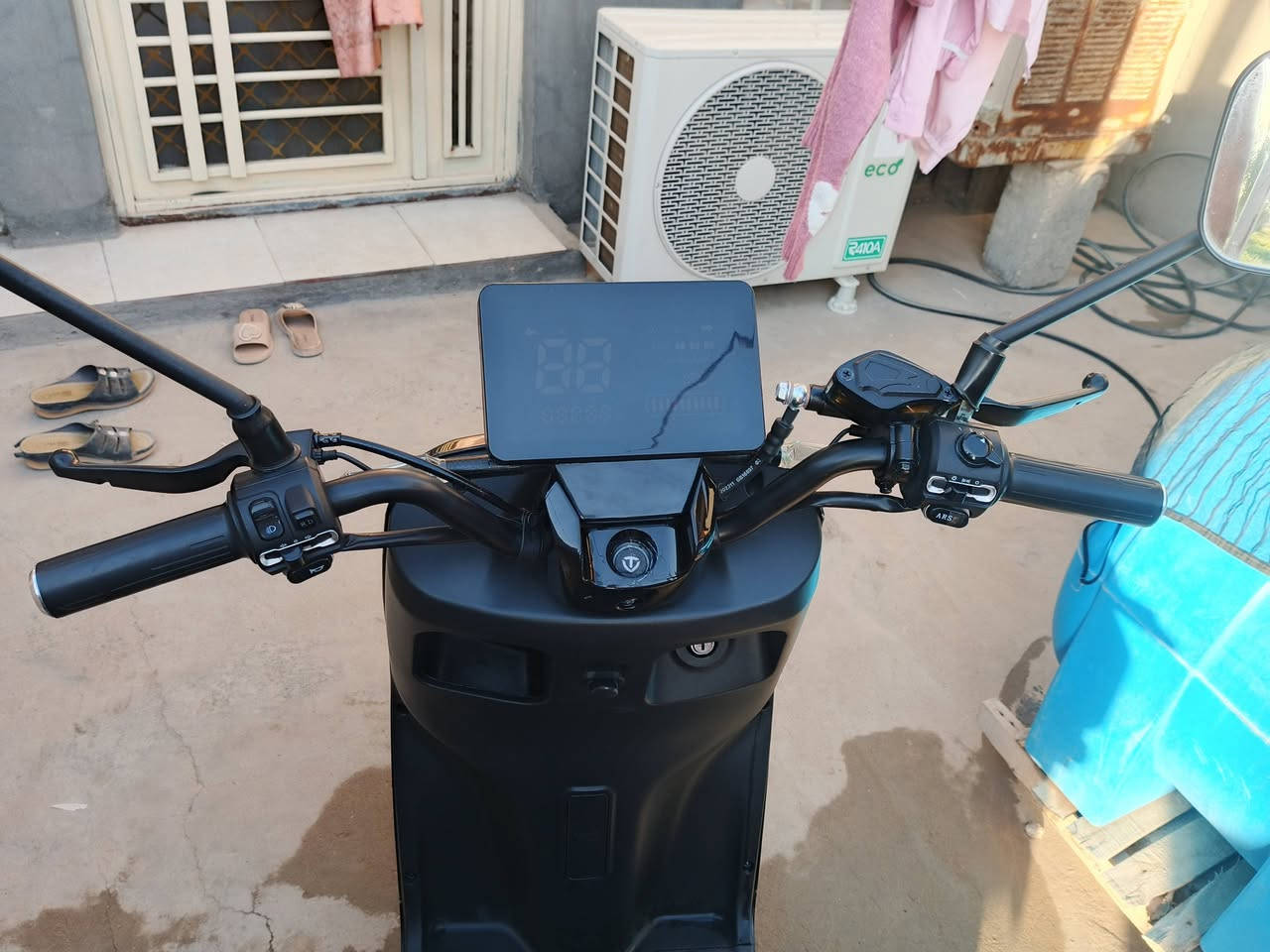 الســلام عــليكـم....
دراجـة شحـن للبيـع نـوع الريان F50

نظيفـة ومنـاقصهـا شـي 

6بطاريات سـرعه 75 حقيقي 

للبيـع او المـراوس حسب القناعـة 

السعـر 850 وبيـها مجـال بسيط 

***********
