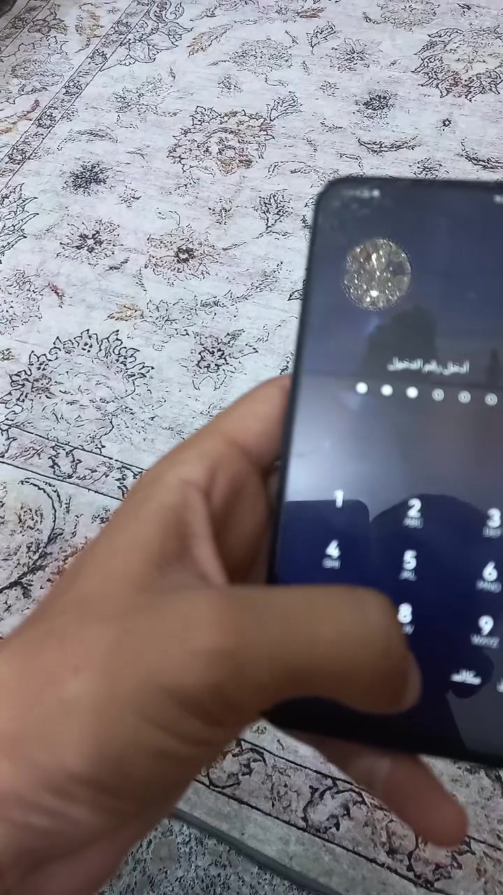 سلام عليكم
Y9

كله شغال بي فقط الشاشه خالعه وبيه كسر بس ممأثره على المس ولاداء جهاز كلشي بي شغال فقط الشاشه قيم باليرضي الله مكاني كربلاء لانتفاظه الاولى ***********
