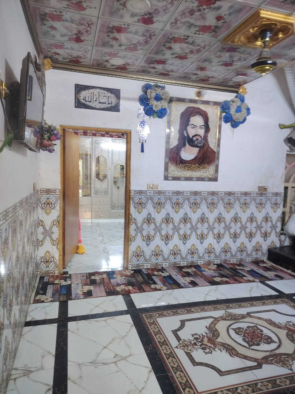 دار للبيع النجف الاشرف حي الرحمه شارع 20 قريب حي ابو طالب غرفه وصاله ومطبخ استقبال بلوك عالي عن الشارع الاستقبال كونكريت السعر مناسب جدا 39 مكتب سور النجف عنوان المكتب نهايه شارع 20 قرب صيدليه نبع الصفا
***********
***********
