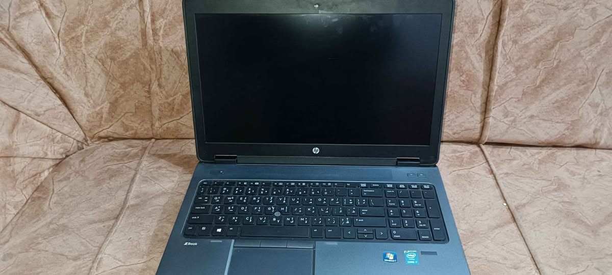 💻🔥 لابتوب HP ZBOOK 15 G2 – جهاز احترافي بسعر مناسب! 🔥💻
إذا تريد لابتوب قوي للشغل، برامج هندسية، مونتاج خفيف أو ألعاب خفيفة 🎮 فهذا خيار ممتاز 💪
✨ المواصفات:
🔹 المعالج: I7 4800MQ
🔹 الرام: 16GB DDR3 (Samsung 8+8)
🔹 الهارد: SSD 256GB – سرعة عالية 🚀
🔹 كرت شاشة خارجي 2GB Quadro K1100M
🔹 حجم الشاشة: 15.6 إنج
🔹 الدقة: 1080×1920 Full HD
🔹 التردد: 60Hz
🔹 بطارية جديدة 🔋
🔹 قارئ أقراص DVD
🔌 المنافذ:
✔️ 4 منافذ USB (من ضمنهم USB للشحن) 🔋
✔️ منفذ LAN للإنترنت 🌐
✔️ منفذ DisplayPort
✔️ منفذ VGA
🎁 وي الجهاز:
✔️ شاحنة أصلية
✔️ جنطة هدية 🎒
🚚 توصيل جميع محافظات العراق بـ 5000 دينار فقط
📍 المكان: ذي قار – قضاء الشطرة
💰 السعر: 310,000 دينار عراقي
📩 للحجز عالخاص
📞 أو مراسلة الرقم على الواتساب: *********** الشطره, ذي قار
