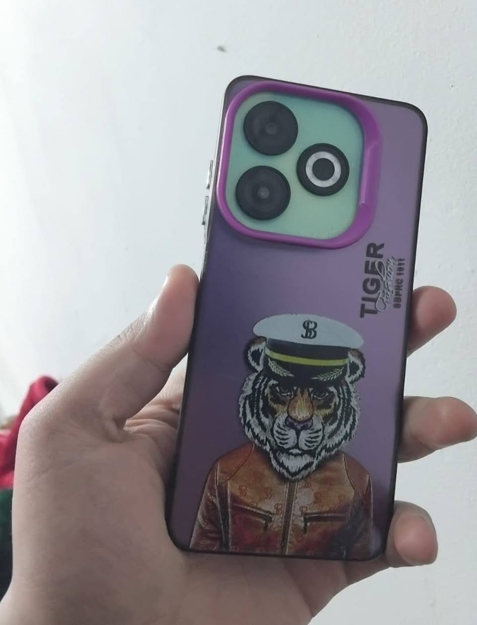 عليكم أنفنكس هوت8 الذاكره 128 بطاريه 5000 جهاز حلو يخبل مابي عيب ولا داخل صيانه منفذ الشحن تايبسي صوت عالي نت فول بصه أصبع بصمت وجه كله شغال دبل سيمكارت السعر85مكاني بغداد الغزاليه موجود مازنجر وفيس بوك***********
