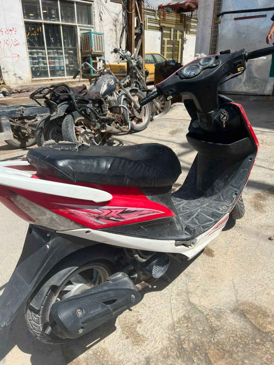 سلام عليكم كامكو رايسنك للبيع الدرجه ما مفتوحه بعدها على وضع الوكيل مكان الدرجه نجف رقم بي واتساب *********** سعرها 450 وبيها مجال مستعجل على بيعتها الدرجه شلعه قويه كلش

