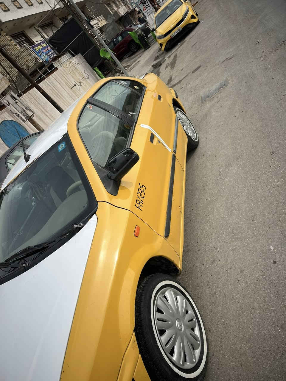 السلام عليكم سمند ٢٠١١ للبيع مكينه وكير جدد هستوني شادهن سياره كهربائياته كله شغاله تبريد شغال مصفره السياره بسمي سعره ٢٧ وبيه مجال قليل 
***********
