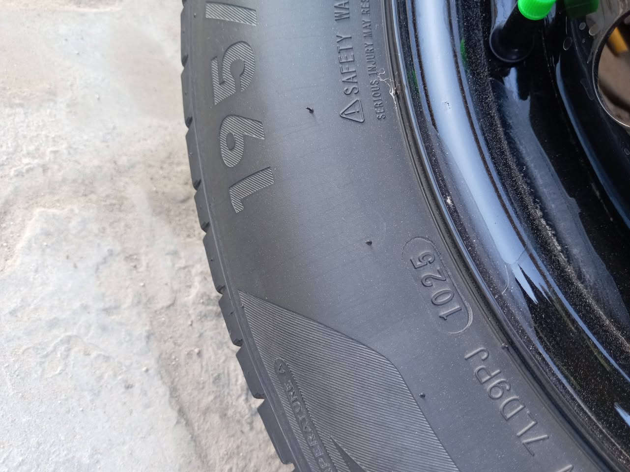 3 تخامة وياله  حجم  15 اصلي  ابو الختم  يرهم جميع الالنترا والسيراتو والفورتي  مصبوغ صبغ وجيلاتين حراري  مكان نجف هو وتايراته  بلنص كامل لزك داخلي لجمالية الويل  كصب جدد يعني جيب وشدد
سعر التخم ٢٢٥
واكو ب٢٥٠
***********
