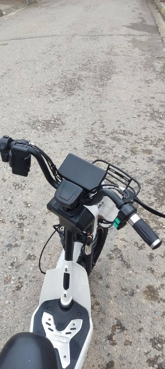 للبيع باسكل شحن موديل2024
خمس بطاريات فول نظافه كركوك واحد حزيران 
السعر،250وبي مجال 
الرقم ***********
الواتساب***********
