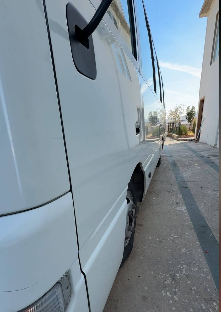 سلام عليكم كوستةر موديل 2020 بو فروشتن بي سبغ بي ساردي بي شخت نمونة لة جواني تةنها 45000 رويشتوة عقيقي رةقةم كراوة كامل جائزة گوشين قةلابي كامل بةستراوة دينار مةسرةفي نية 
ژ.م ***********
