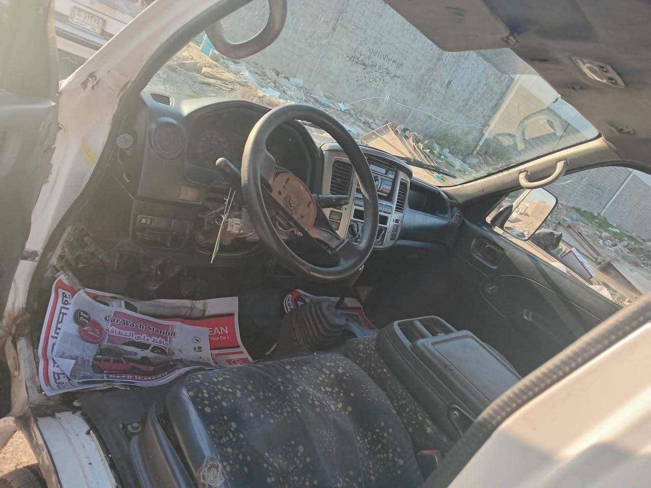 السلام عليكم عندي سياره نيسان براد اورفان سياره خير من الله كير ومكينه جديد تبريد جديد سياره بأسمي مكاني بغداد الدوره الرقم *********** رايده ٧٠ وبيه مجال
